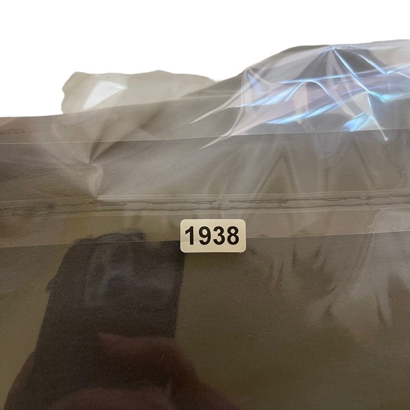 J. CREW Tech Pant Men’s Gray Hiking Pants Size 33x30 Travel Lightweight Camping - Picture 10 of 10